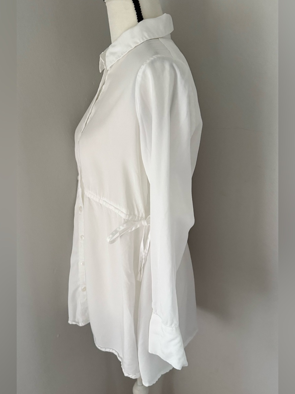 Seraphine White Ivory Button Down Top Maternity Nursing Drawstring Tie Size 8 US - Picture 3 of 8